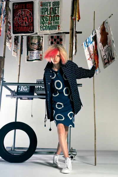 Look 3